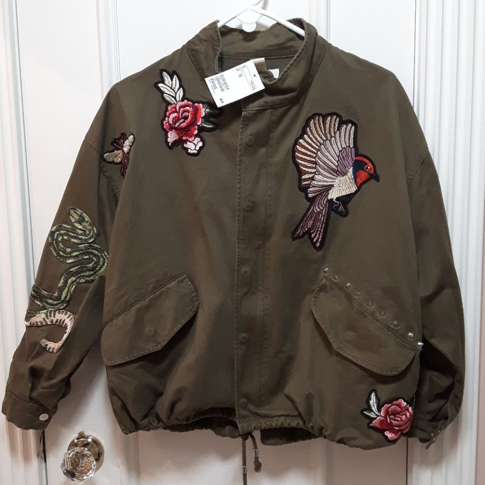 NWT Cargo jacket with embroidered patches